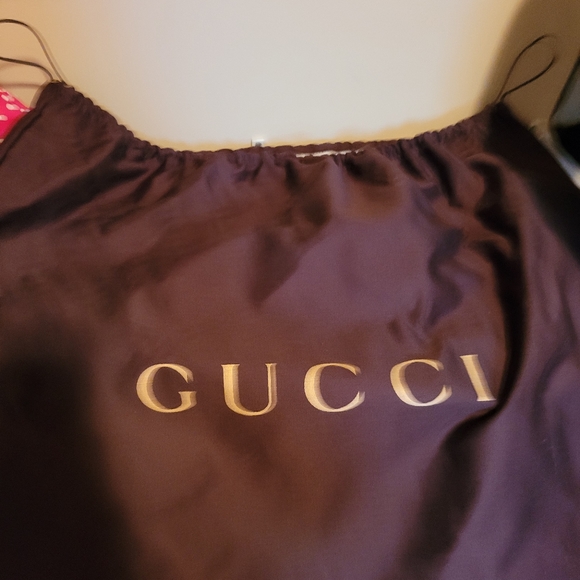 Designer GUCCI Patent Leather Handbag with Dustbag - Picture 3 of 10